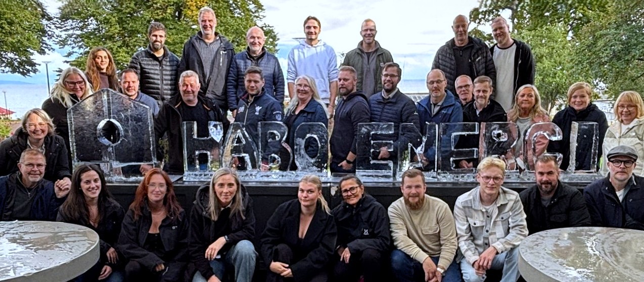Gruppfoto på Habo Energi-koncernens medarbetare
